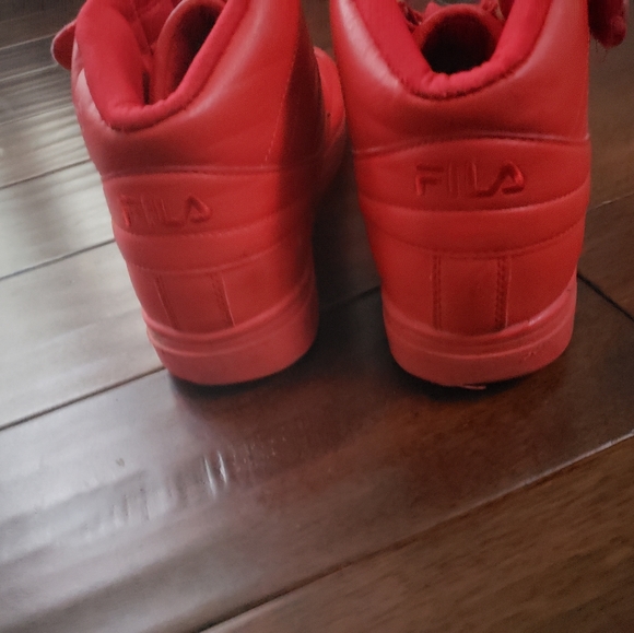 Red Filas - Picture 3 of 6